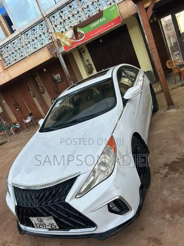 Hyundai Sonata 2013 White · Photo 1