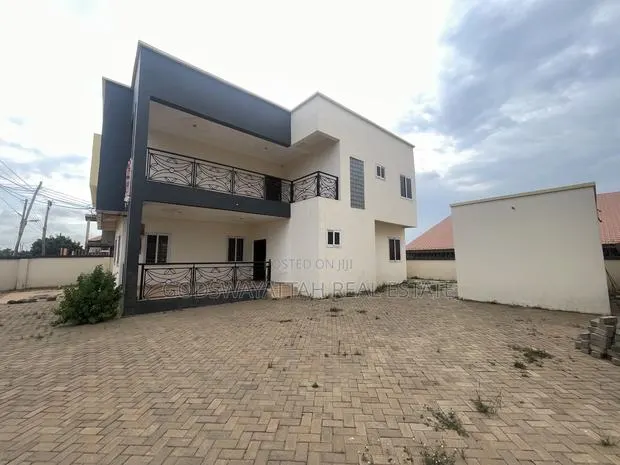 4bdrm House in East Legon, Adjiriganor for rent · Photo 1