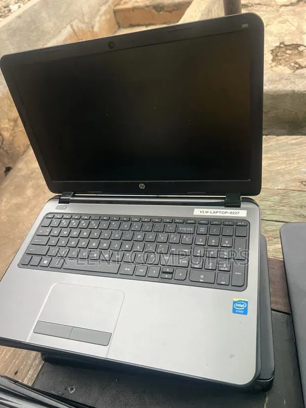 Hp Laptops · Photo 1