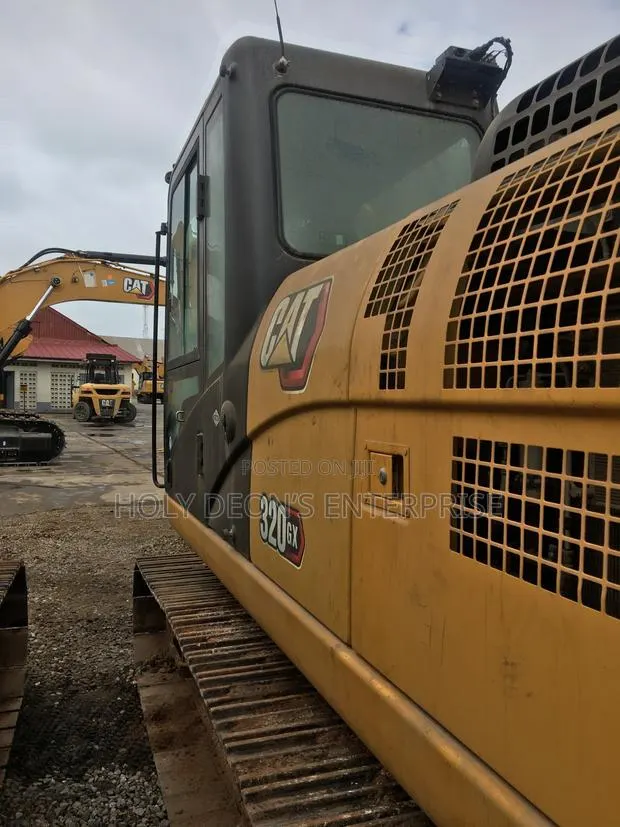 Cat Gx 320 · Photo 1