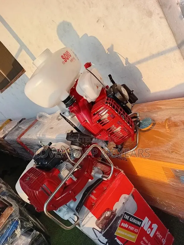 Strong Spray Pattern
Solo Spraying Machine · Photo 1