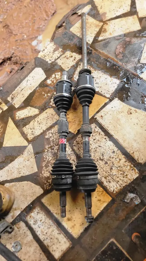 Highlander 2009,2010,2011,2012,2013 Drive Shaft · Photo 1