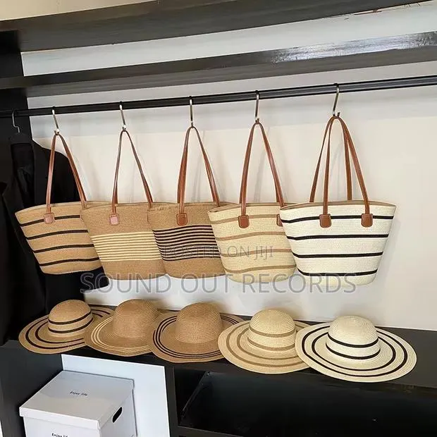 Straw Woven Wide Brim Sun Hat Bag Set · Photo 1