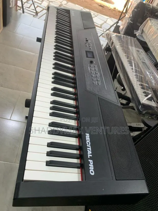 Alesis Recital Pro Digital Piano · Photo 1