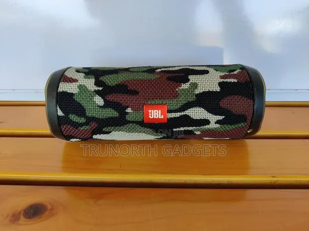 JBL Flip 4 · Photo 1