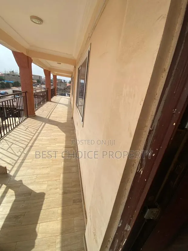 2bdrm Apartment in Adenta Frahfraha for rent · Photo 1