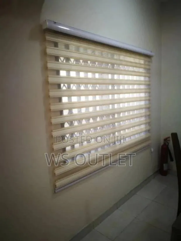 Window Blinds · Photo 1