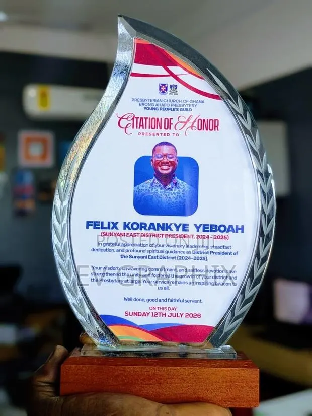 Award Plaque · Photo 1