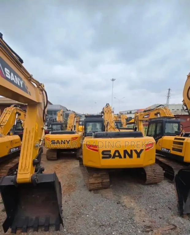Excavators for Sale · Photo 1