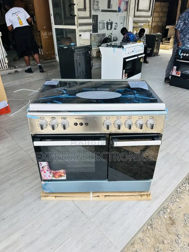 Shop the New Sliver Midea Tech Gas Cooker Oven Oven Grill 5b 60/90 · Photo 1