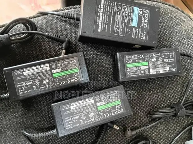 Complete 12v Adapter · Photo 1