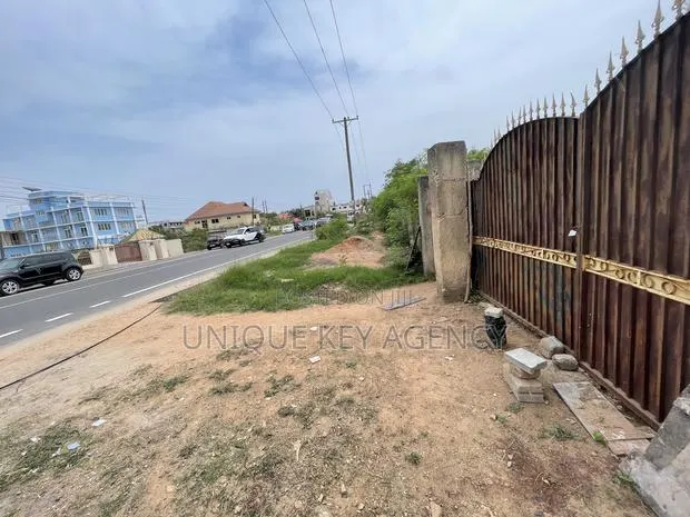 2 Plot of Land for Sale in East Airport · Photo 1
