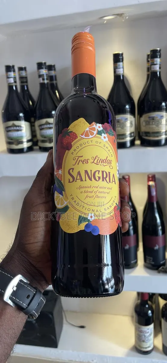 Sangria Tres Linda’s · Photo 1