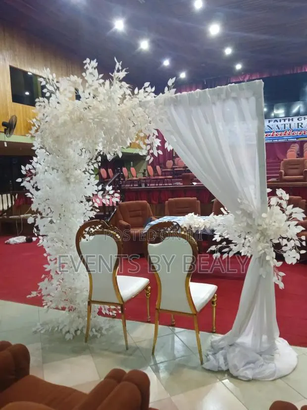 Church Decor · Photo 1