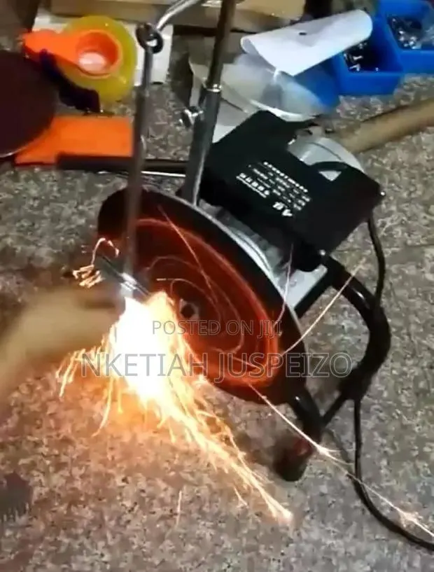 Clipper Sharpening Machine · Photo 2