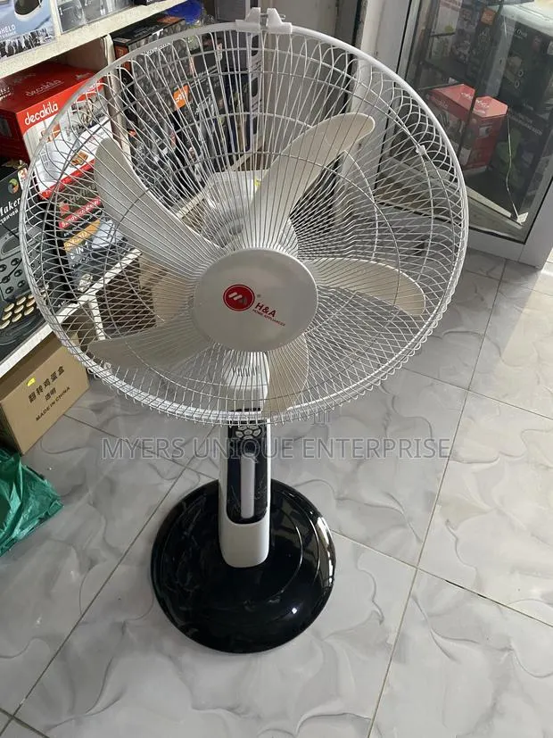 Brand New H a 18" Rechargeable Standing Fan · Photo 1