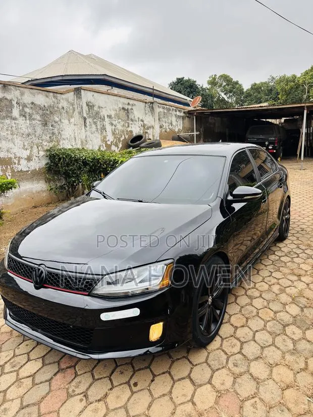 Volkswagen Jetta GLI 2013 Black · Photo 1