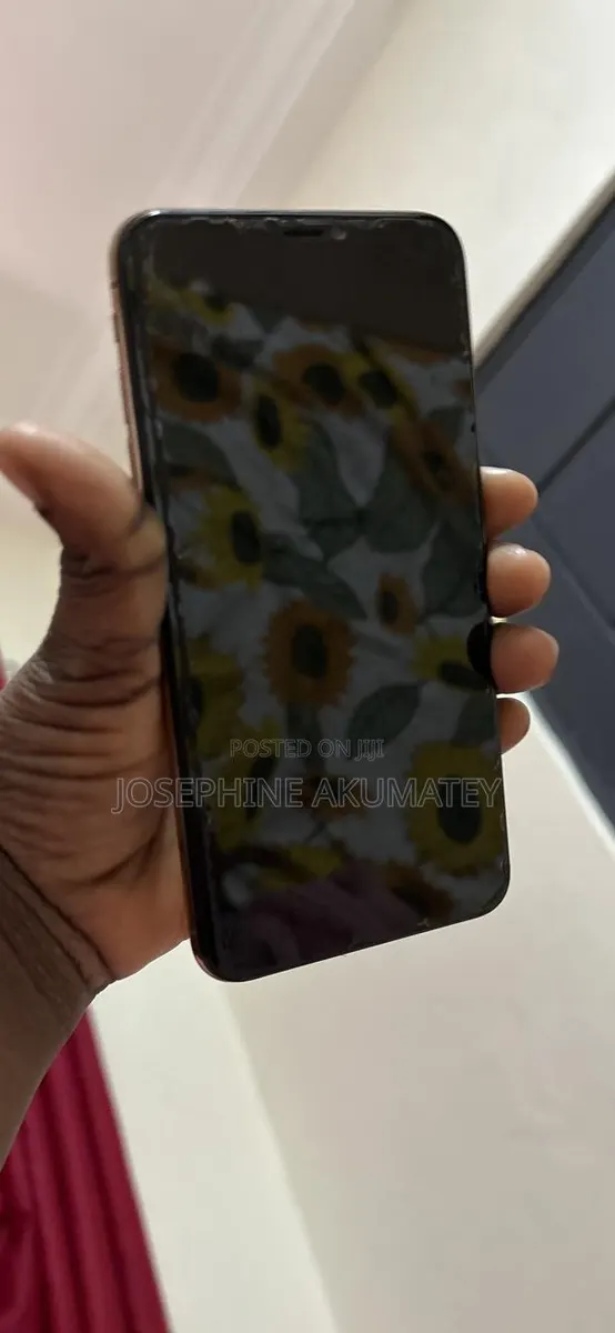 Apple iPhone XS Max 64 GB Rose Gold · Photo 1