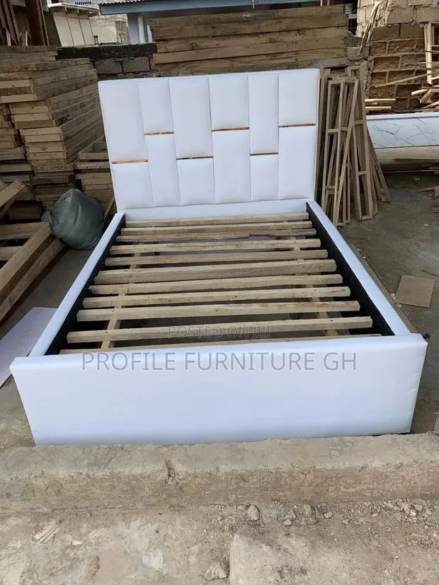 Newly White Bedframe —54x75 · Photo 1