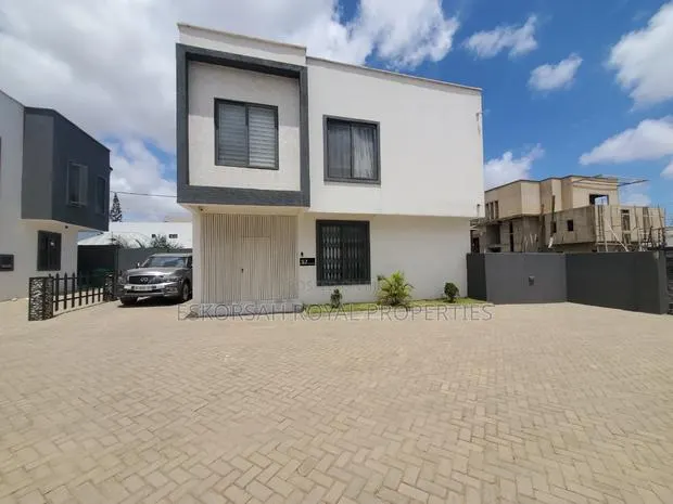 3bdrm Townhouse / Terrace in East Legon, Ability for rent · Photo 1