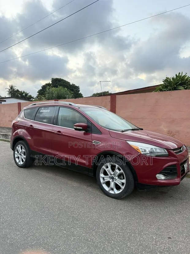Ford Escape Titanium 4x4 2016 Red · Photo 1