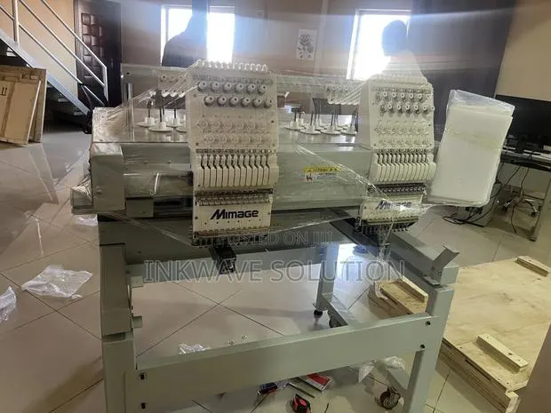 Double Head Embroidery Machine · Photo 1