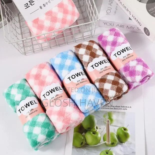Hand Towel · Photo 1