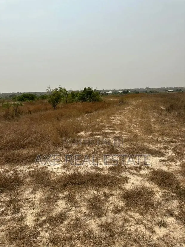 Huge Bonanza Plots at Ningo Prampram · Photo 1