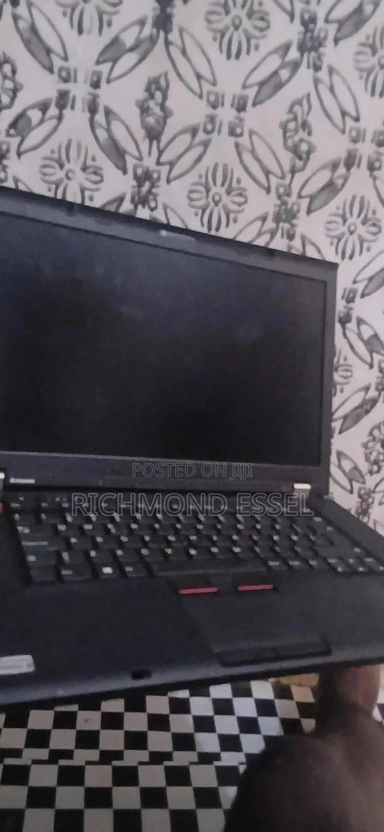 Laptop Lenovo ThinkPad T490s 16GB Intel Core i5 HDD 1T · Photo 1