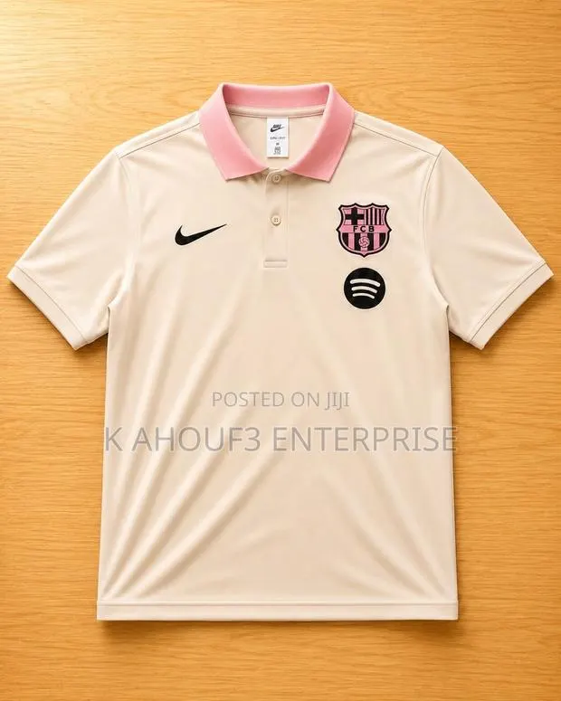 Barcelona Travelling Lacoste Available · Photo 1
