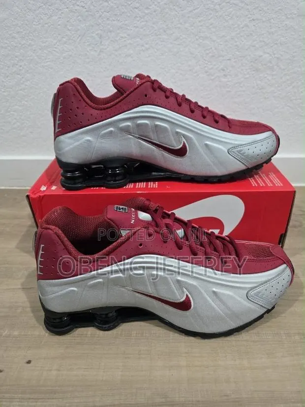 Original Nike Shox R4 Wine/Metallic Silver · Photo 1