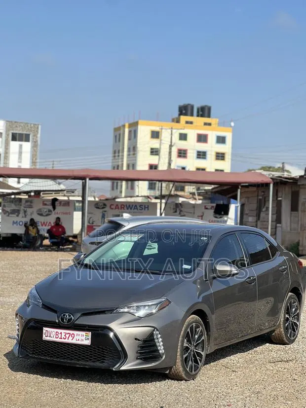 Toyota Corolla XSE (1.8L 4cyl 2A) 2018 · Photo 1