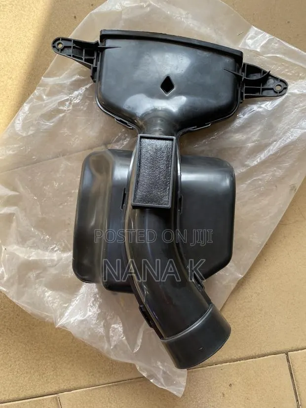 Camry 2012,2013,2014,2015,2016,2017 Air Intake or Outlet · Photo 1