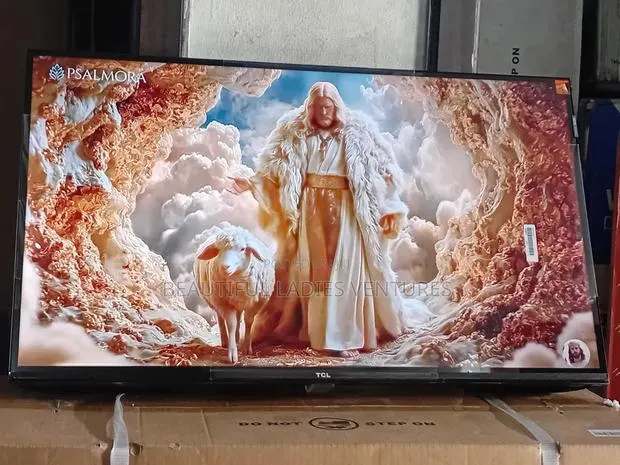 TCL 32” Hd Tv With Sleek Black Finish · Photo 1