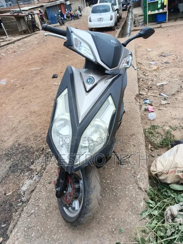 SYM Symnh 2022 Silver · Photo 1