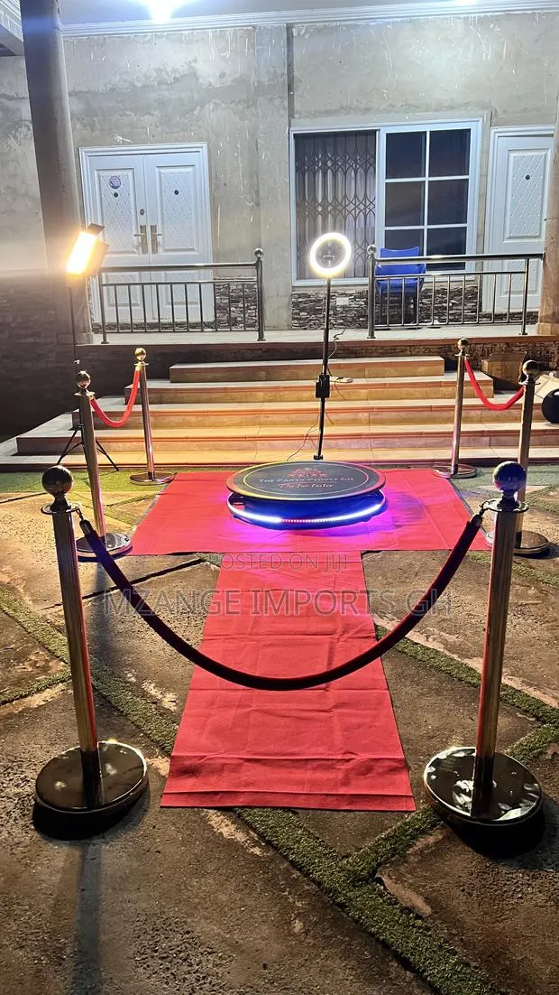 360 Photobooth Rental · Photo 1