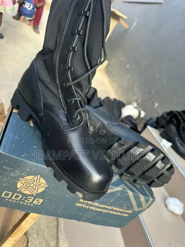Gold Bell American Grade a Boot · Photo 1