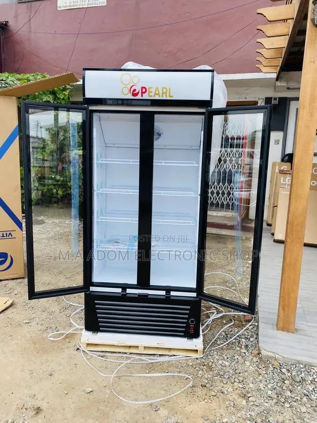 Extremely Quality Pearl 2 Door Display Fridge PVC 622-2b · Photo 1
