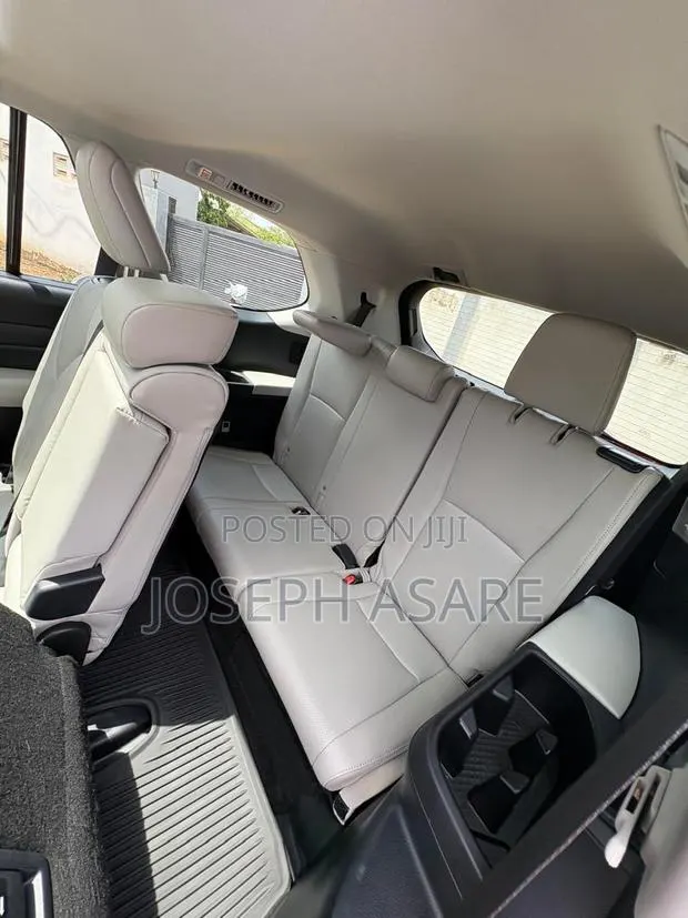 Toyota Grand Highlander 2025 Red · Photo 1