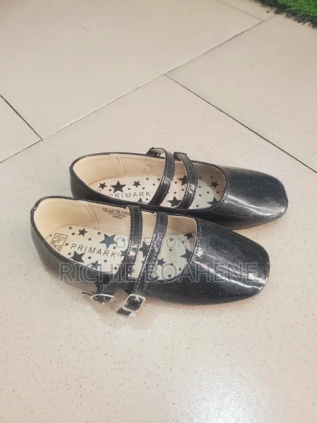 Girls Shoe Size 30/31