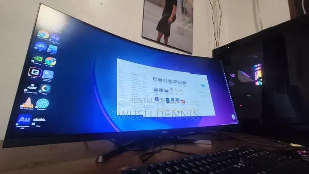 AOC 34" Ultrawide Curved HDR 10 Gaming Monitor CU34G2X - 165Hz - Neat · Photo 1