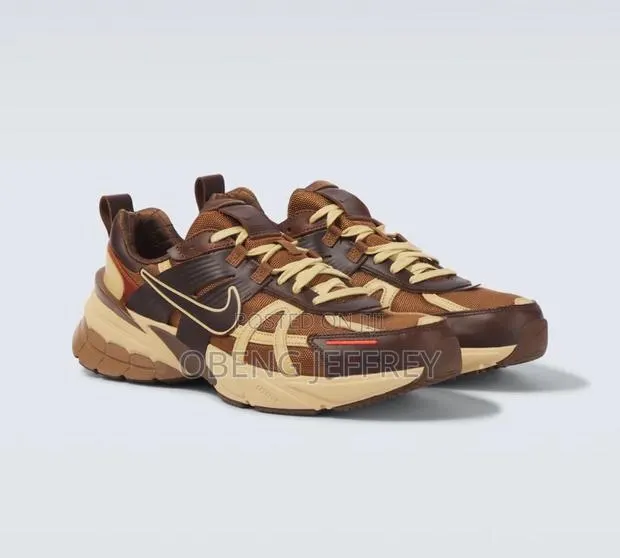 Original Nike V2k Runner · Photo 1