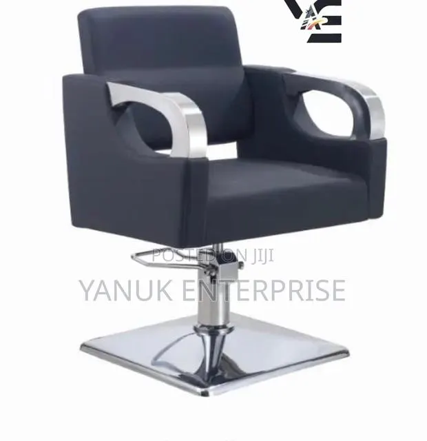 Salon and Barber Chair · Photo 1