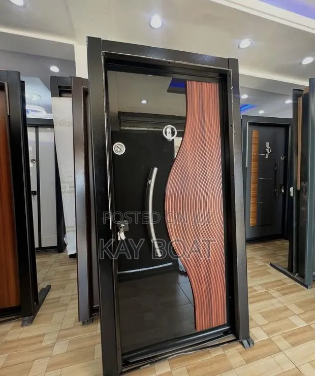 A Surface Glass Heavy Duty Door · Photo 1