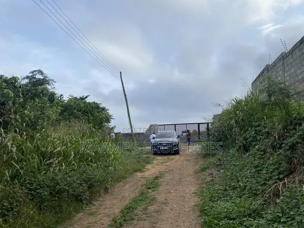 2 Plots of Land at Aburi Ahwerease, Per Plot Is · Photo 1