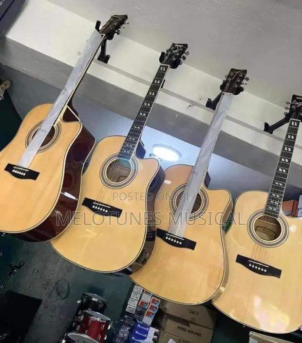 Yamaha Acoustic Guitars. · Photo 1