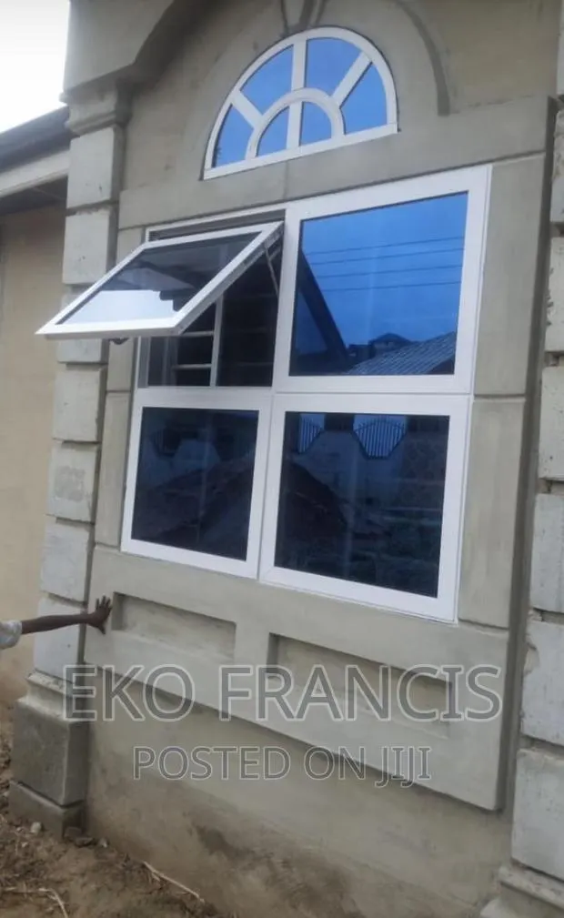 Projected Window. · Photo 1