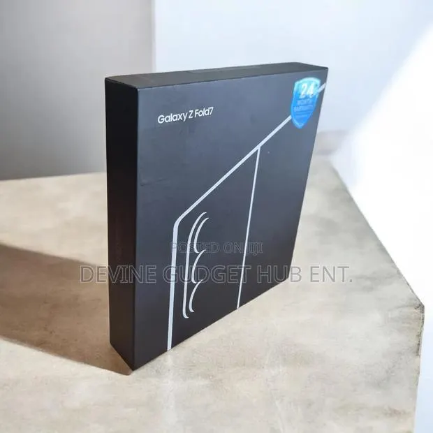 New Samsung Galaxy Z Fold7 256 GB Black · Photo 1