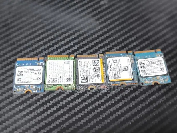 SSD Drives · Photo 1