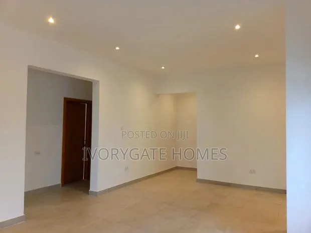 3bdrm House in Adenta for sale · Photo 1